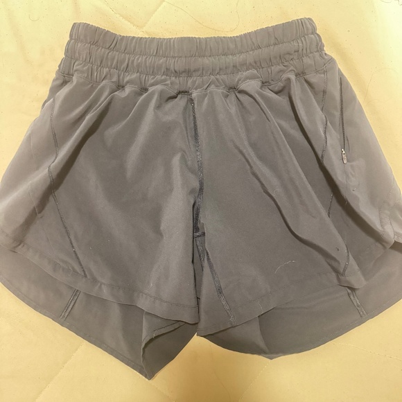 Lulu lemon shorts - Picture 1 of 2